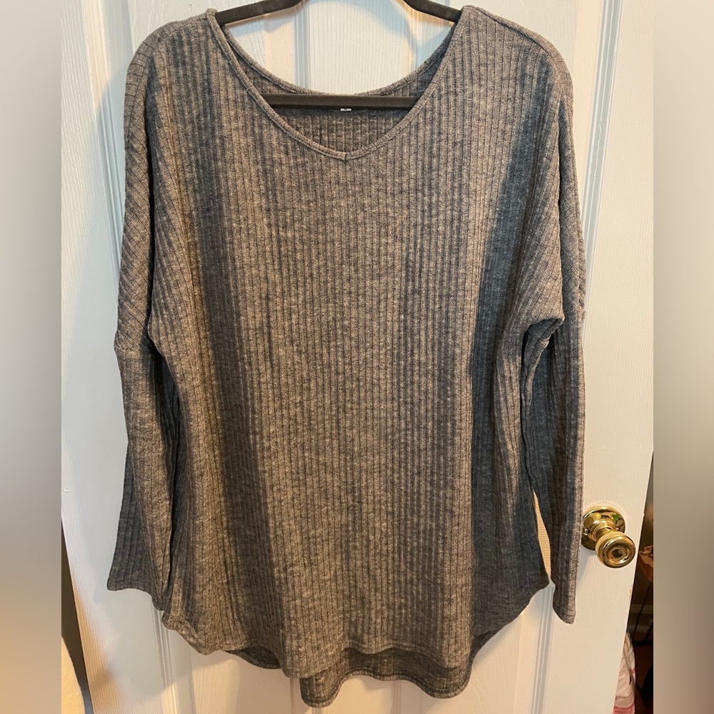 Gray ribbed sweater